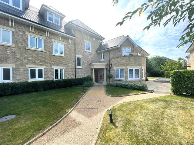 Flat for rent in Greater London
