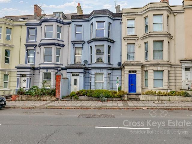 Flat for rent in Stoke, Plymouth