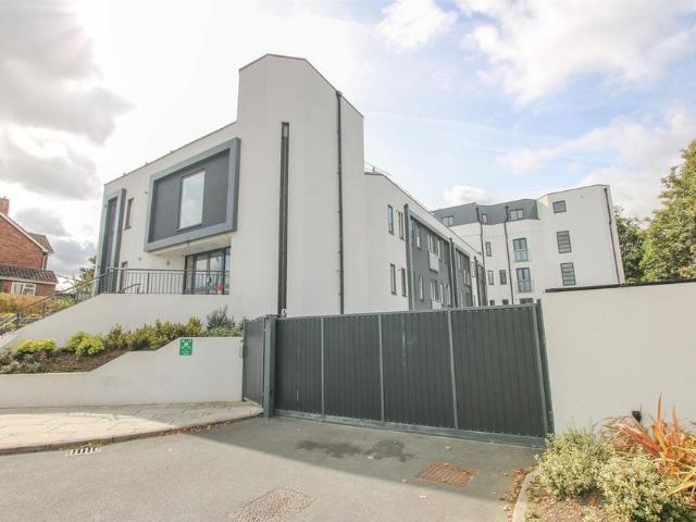 Apartment for rent in Walton, Aylesbury
