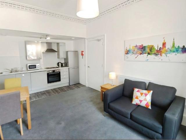 Apartment for rent in Mayfield, Newington