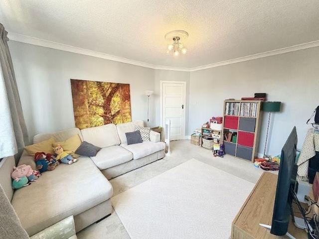 Apartment for rent in Lane, Greater London