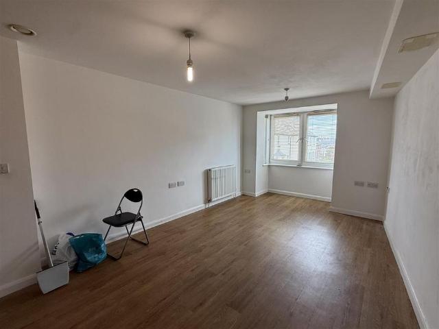 Apartment for rent in Wick, Clapham