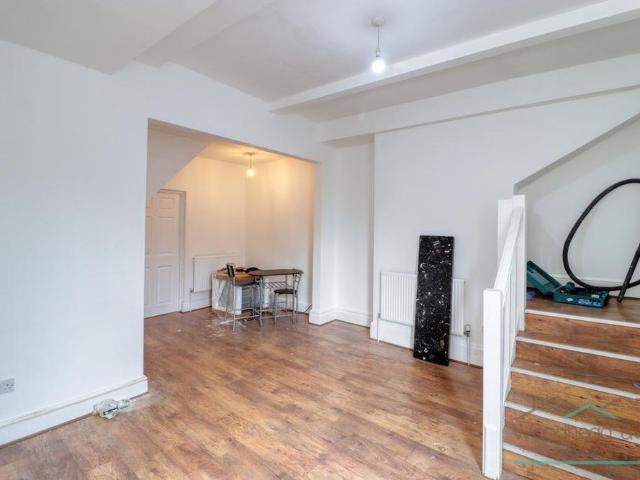Apartment for rent in Rushden