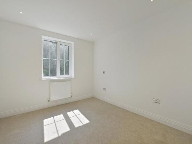 Apartment for rent in Woodside, Winkfield