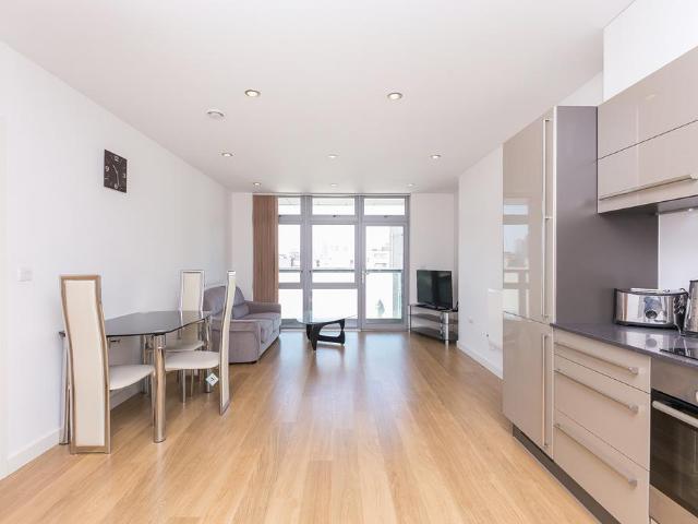 Flat for rent in Ratcliffe, Limehouse