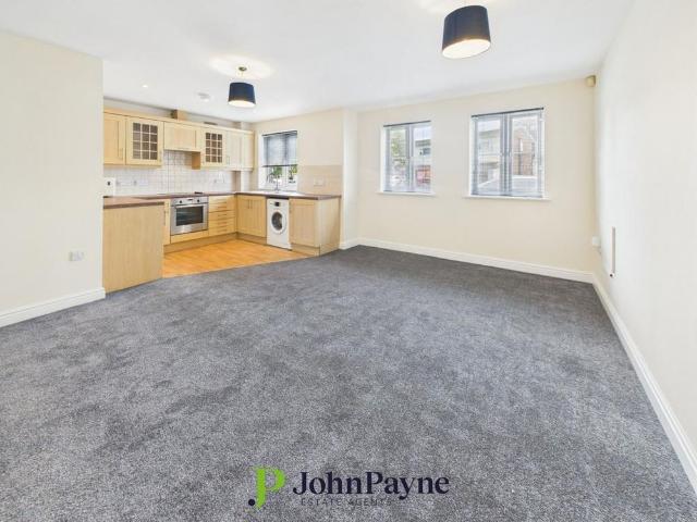 Apartment for rent in Overslade, New Bilton