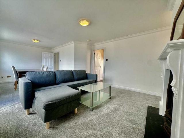 Apartment for rent in Greenbank, Mount Wise