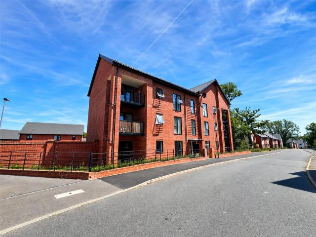 Flat for rent in Curbridge, Hampshire