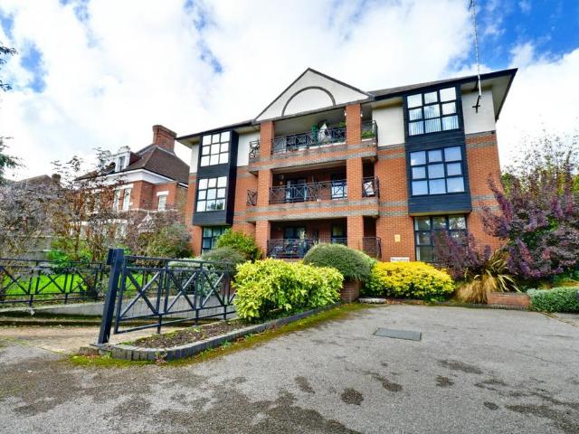 Flat for rent in Shortlands, Isle Of Man