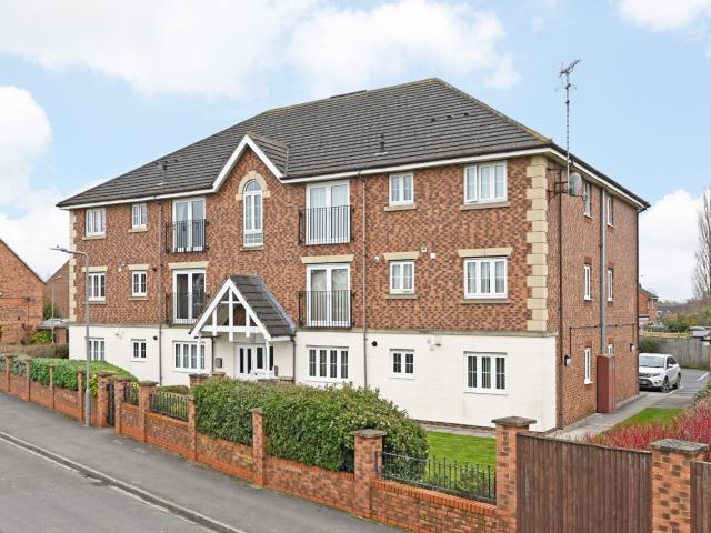 Apartment for rent in Hut Green, Eggborough