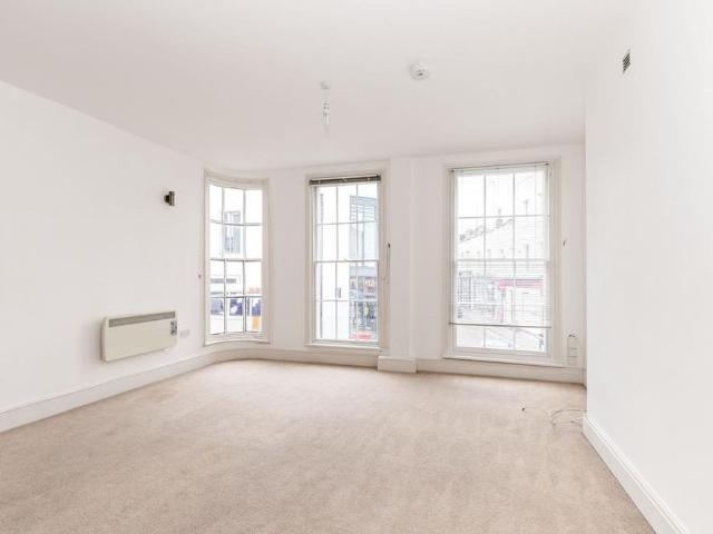Apartment for rent in Ewens Farm, Golden Valley