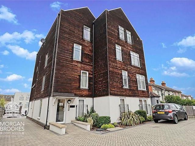 Apartment for rent in Corringham, Essex