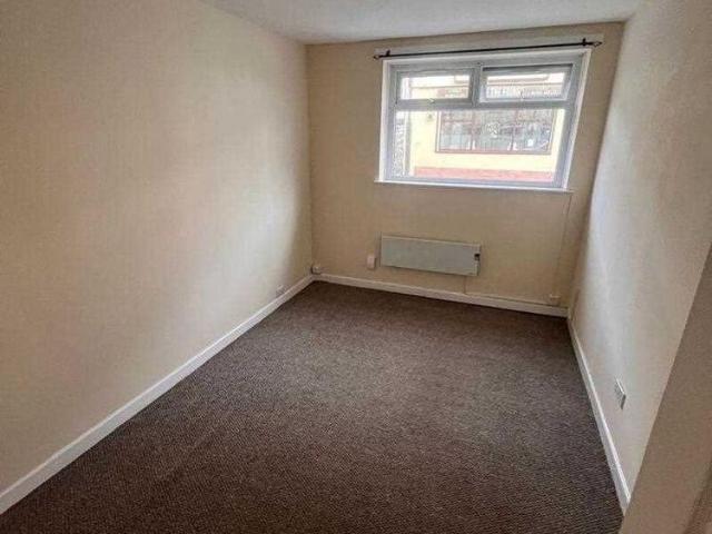 Apartment for rent in Ystrad, Gelli