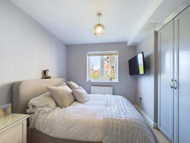 Flat for rent in Egham, Runnymede