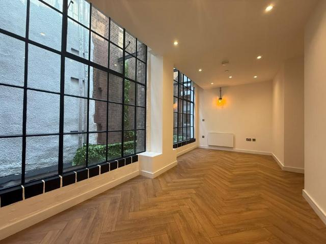 Flat for rent in Jewellery Quarter, West Midlands