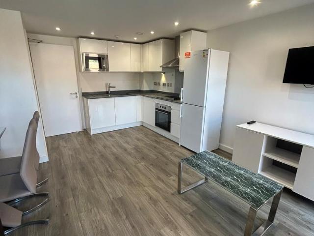 Flat for rent in Spring Park, Luton
