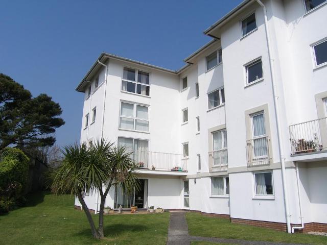 Flat for rent in Upton, Torquay