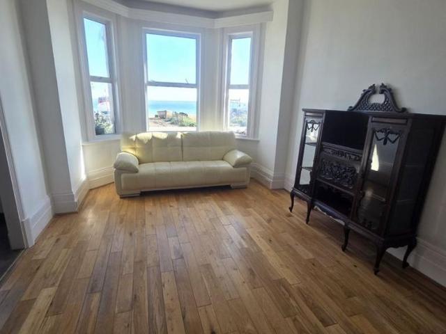 Apartment for rent in Middle Deal, Ash