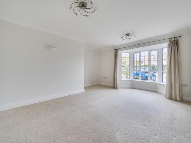 Apartment for rent in Highway, Maidenhead