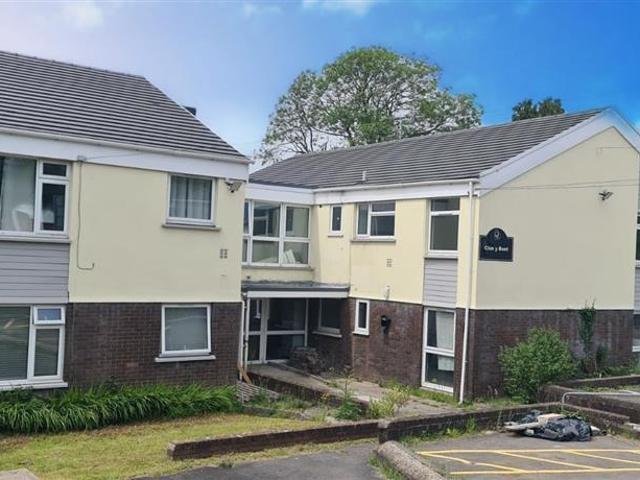 Flat for rent in Blaengwrach, Wales