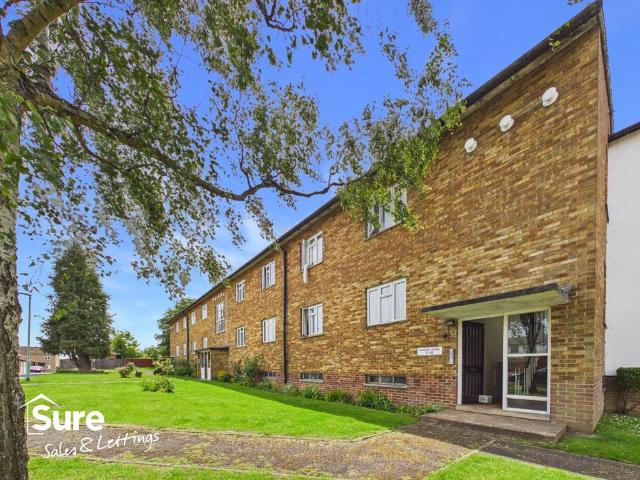 Flat for rent in Batchworth, Hertfordshire
