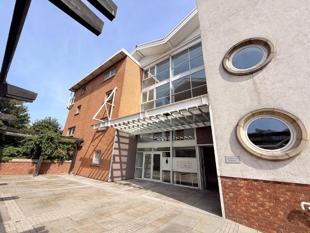Flat for rent in Falcon Lodge, Wales