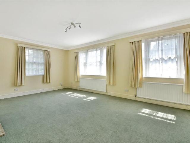 Apartment for rent in London Borough of Hillingdon, Greater London