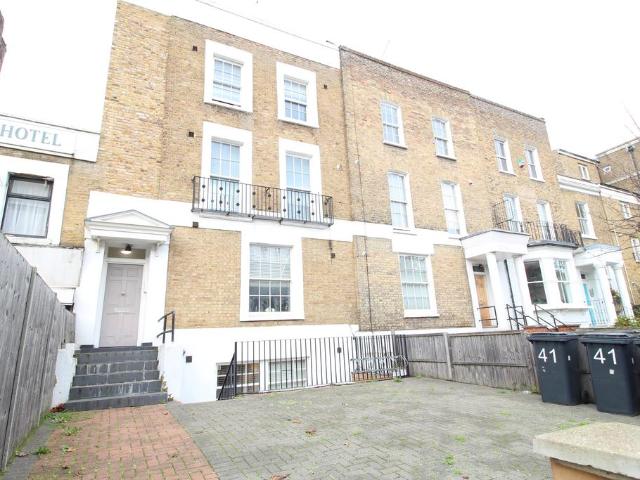 Flat for rent in Cat Hill, Isle Of Man