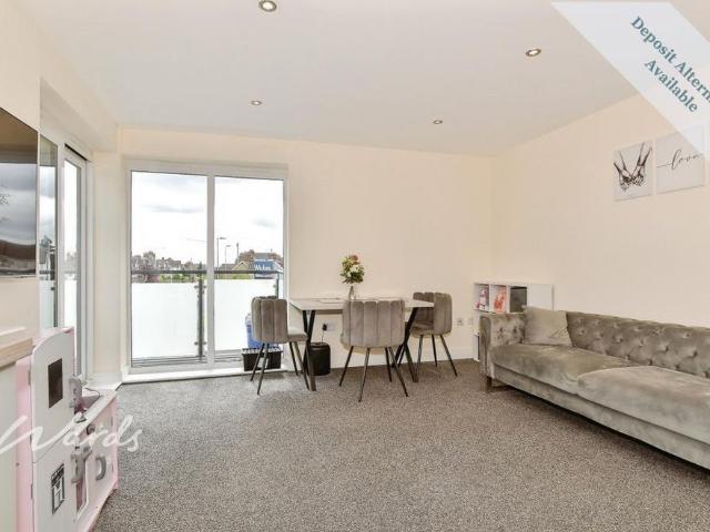 Apartment for rent in Regent Quay, Oad Street