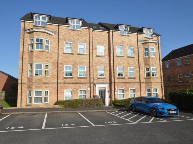 Flat for rent in Colburn