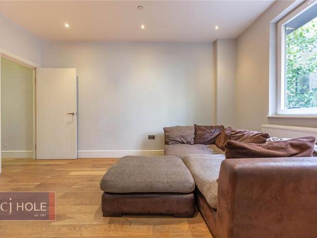 Apartment for rent in Stokes Croft, Feckenham