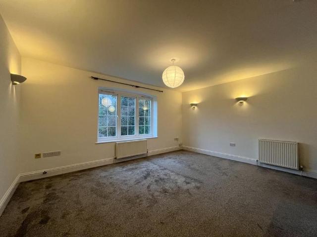 Apartment for rent in Carshalton Beeches, Greater London