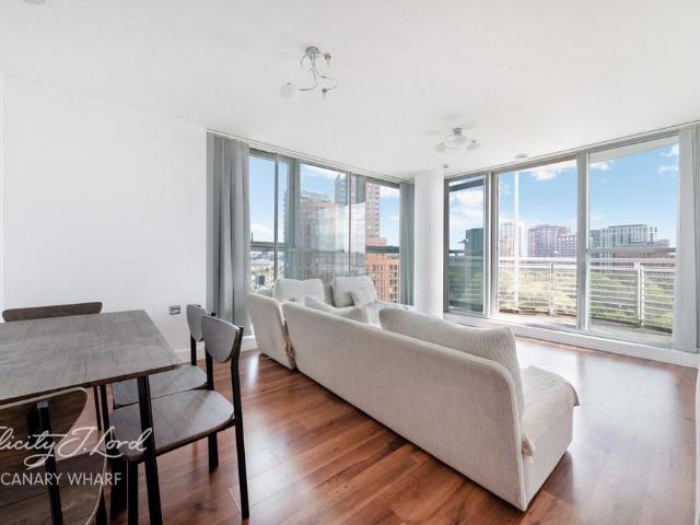 Flat for rent in Blackwall, Greater London