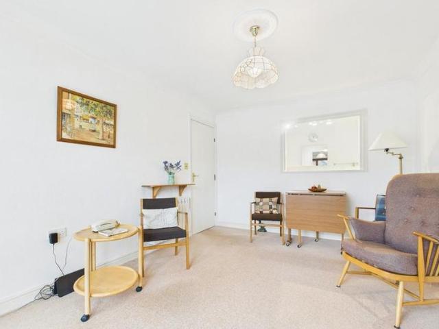 Apartment for rent in Arnside