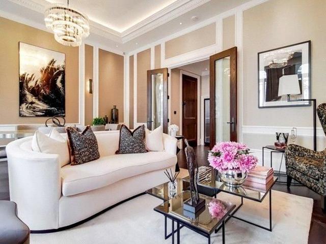 Apartment for rent in Castle Quarter, Falcon Lodge