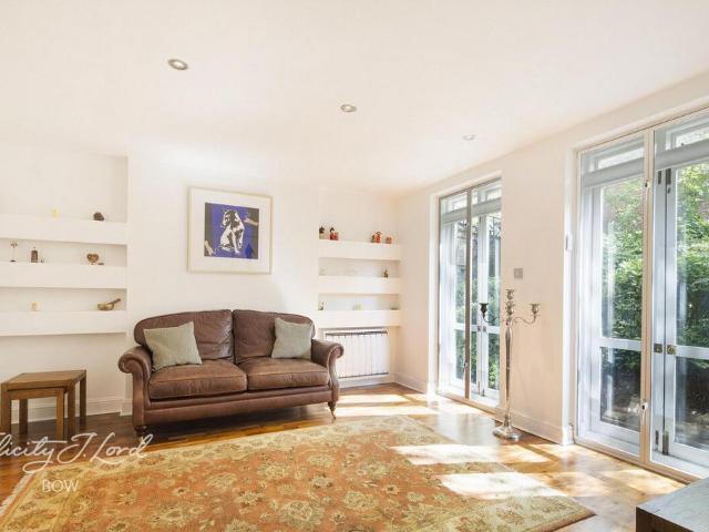 Flat for rent in Old Ford, Bow
