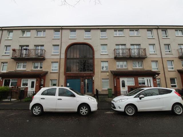 Flat for rent in Hutchesontown, Gorbals