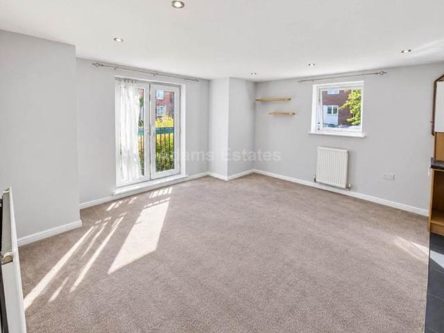 Apartment for rent in Newtown, Reading