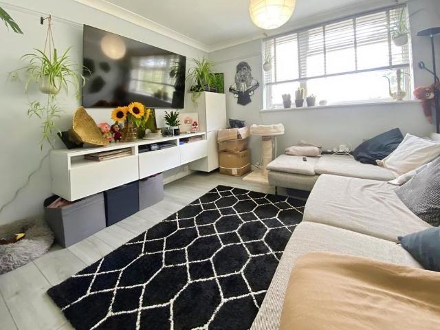 Apartment for rent in Catisfield, Fareham