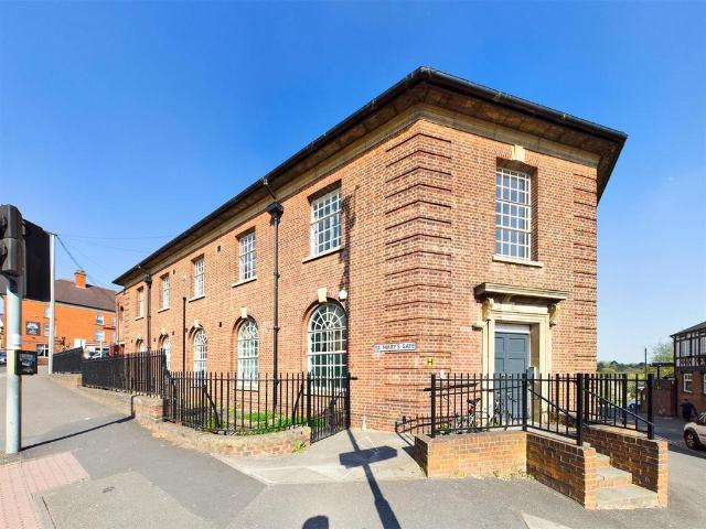Flat for rent in Loundsley Green, East Midlands
