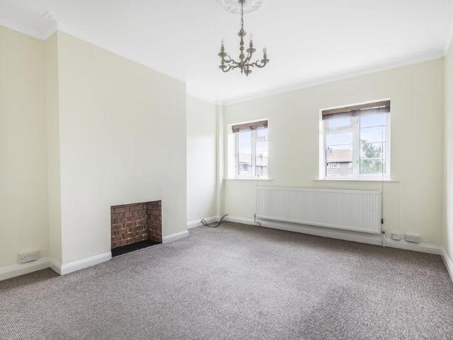 Apartment for rent in Snaresbrook, Greater London