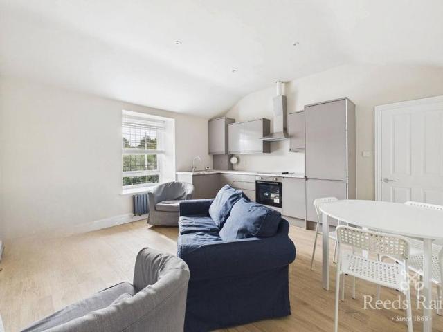 Apartment for rent in Malin Bridge, Hillsborough