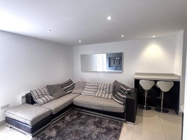 Apartment for rent in Lee Bank, Greater Manchester