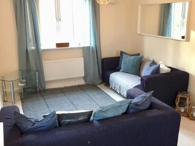 Apartment for rent in Rogerstone, Wales