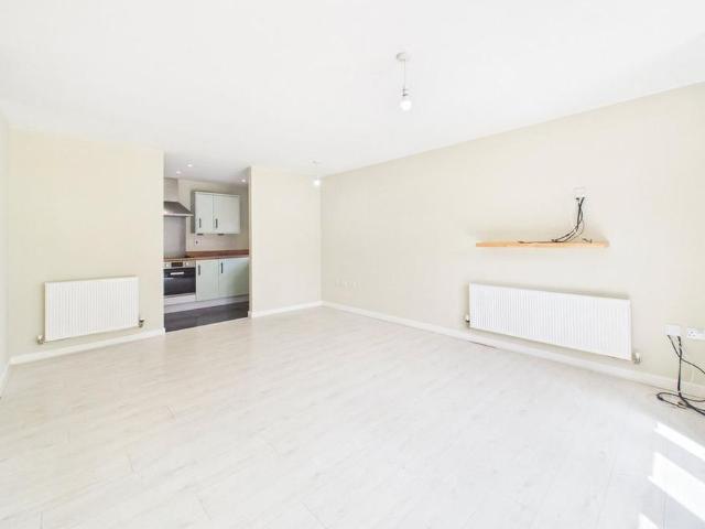 Apartment for rent in Berrick Salome, Oxfordshire