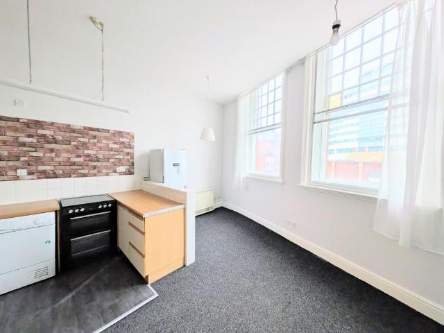 Flat for rent in St Ann's, Haddon