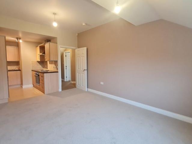 Apartment for rent in Gawthorpe, West Yorkshire