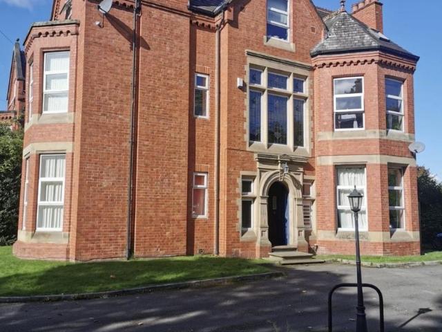 Flat for rent in Woodsend, Trafford Park