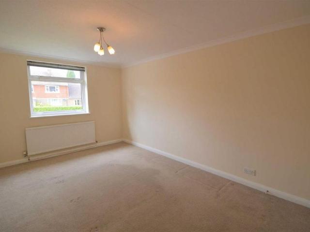 Apartment for rent in Cross In Hand, East Sussex
