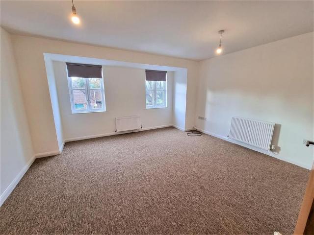 Apartment for rent in Kings Hill, Colliers End